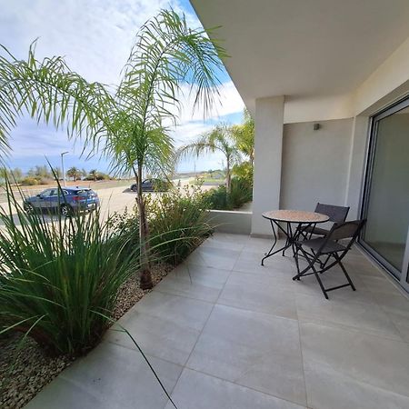 Emerald Suites Protaras Eksteriør bilde