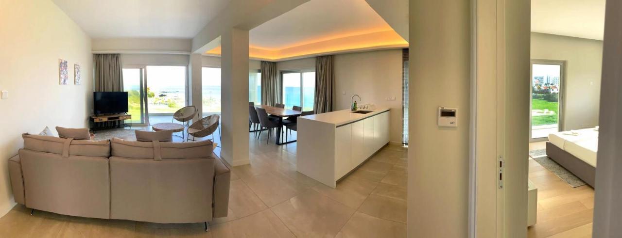 Emerald Suites Protaras Eksteriør bilde