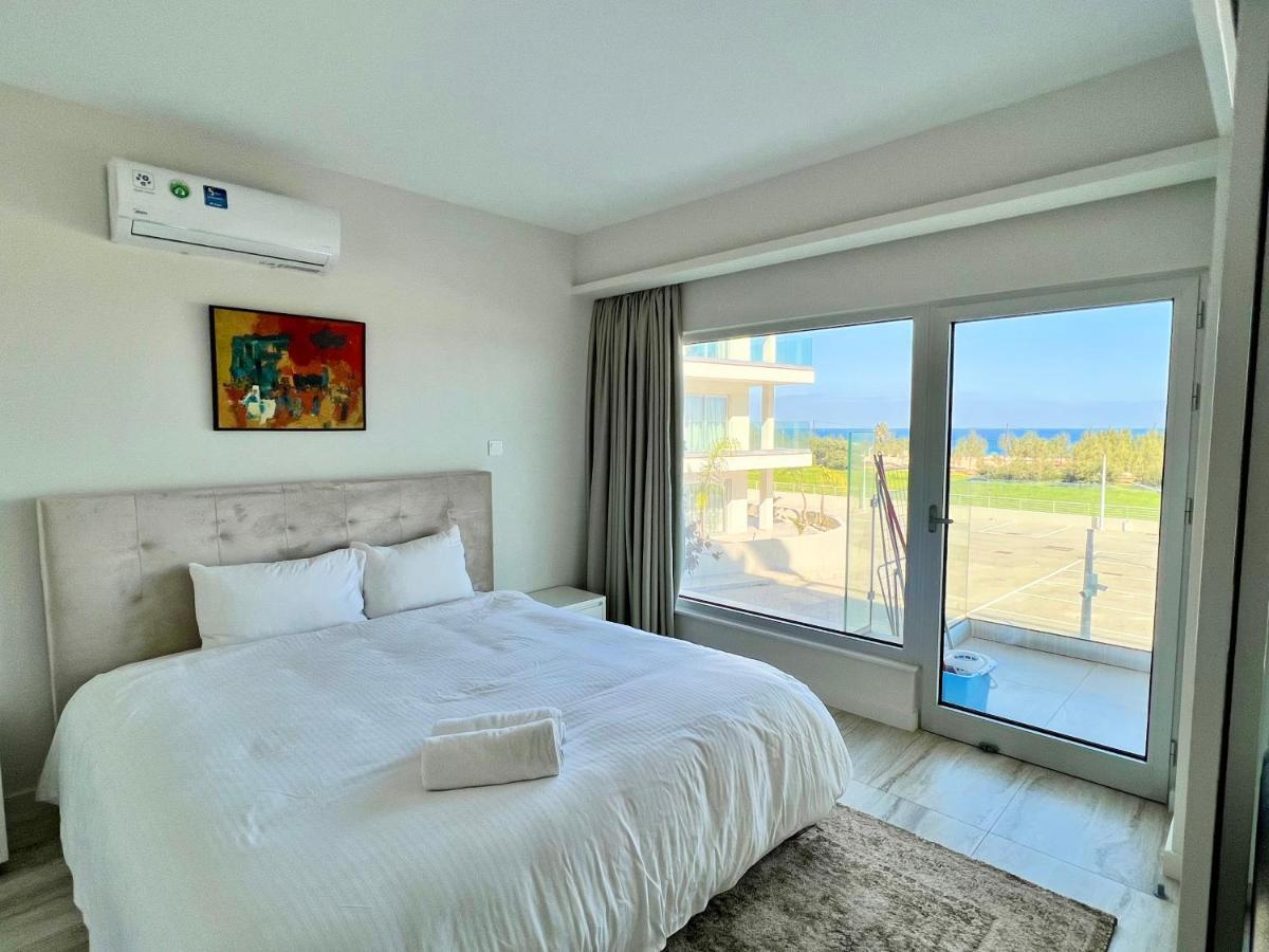 Emerald Suites Protaras Eksteriør bilde