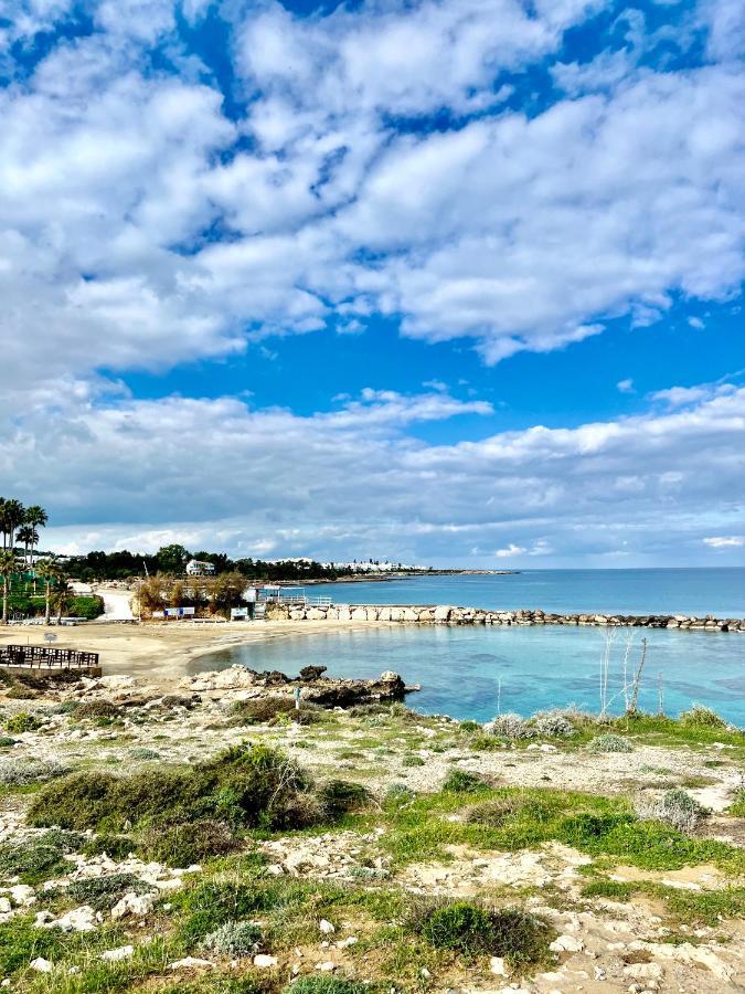 Emerald Suites Protaras Eksteriør bilde