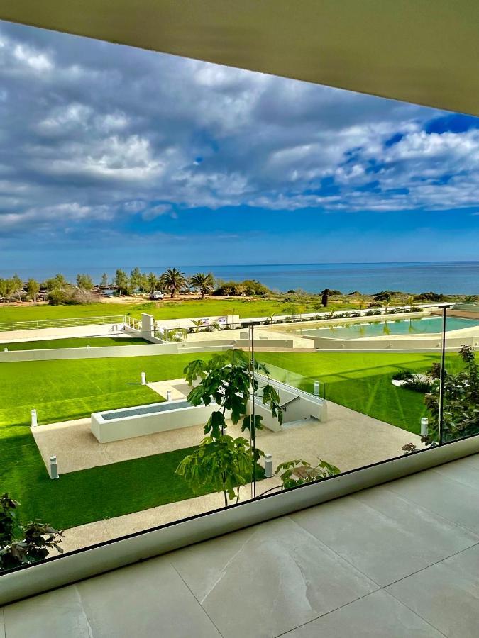 Emerald Suites Protaras Eksteriør bilde