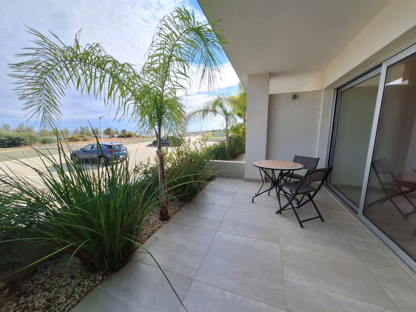 Emerald Suites Protaras Eksteriør bilde