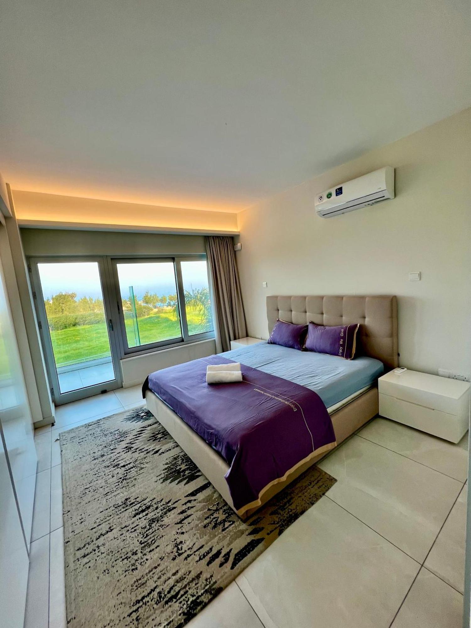 Emerald Suites Protaras Rom bilde