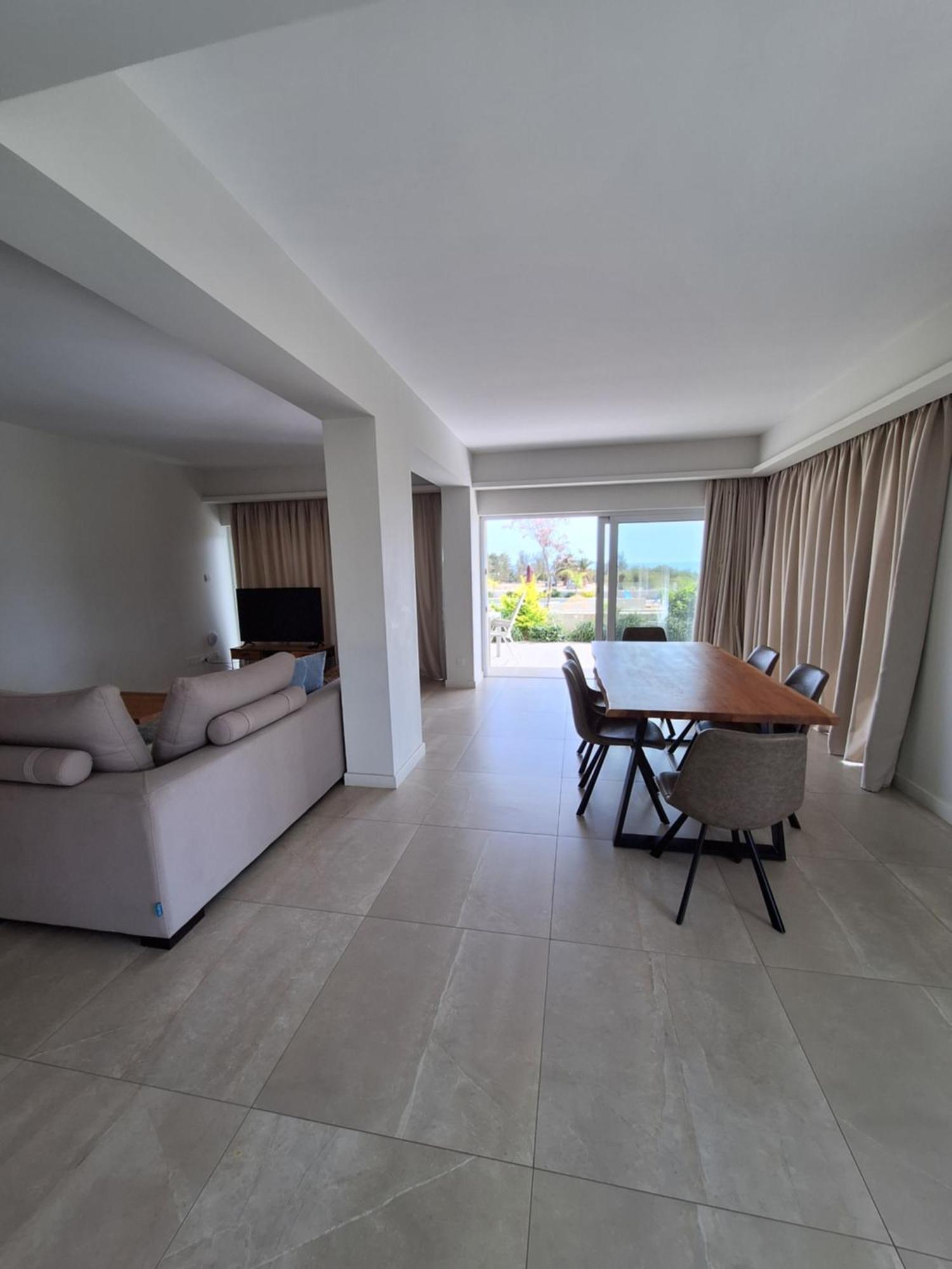 Emerald Suites Protaras Eksteriør bilde